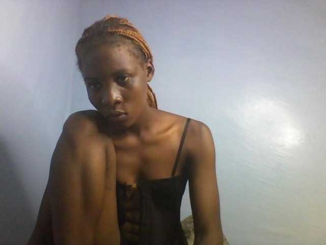 Karembo live cam on BongaCams