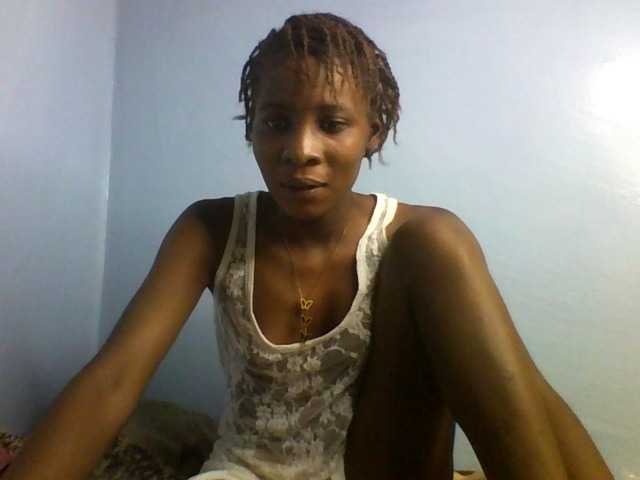 Karembo live cam on BongaCams