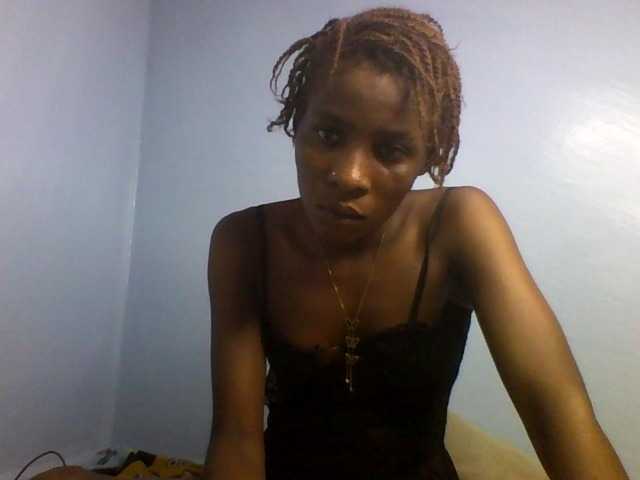 Karembo live cam on BongaCams