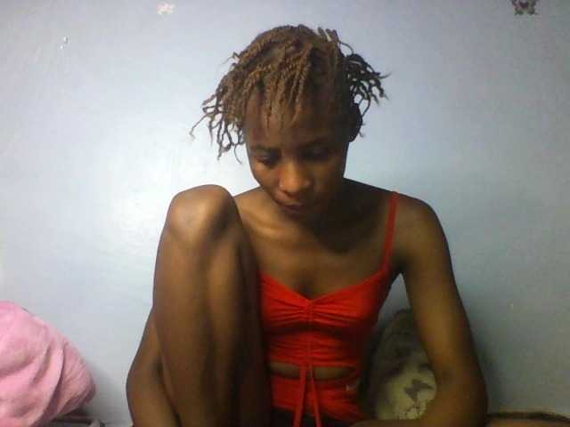 Karembo live cam on BongaCams