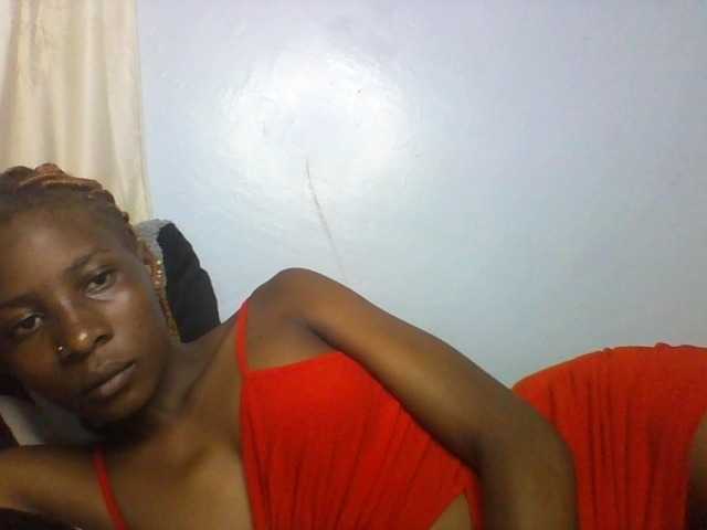Karembo live cam on BongaCams
