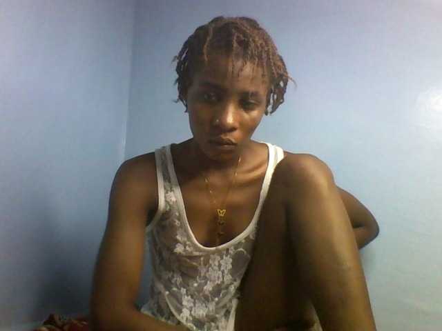 Karembo live cam on BongaCams