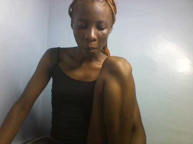 Karembo live cam on BongaCams