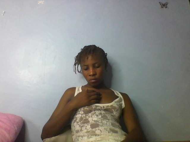 Karembo live cam on BongaCams