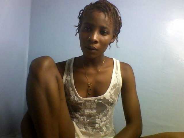 Karembo live cam on BongaCams