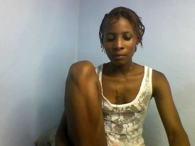 Karembo live cam on BongaCams