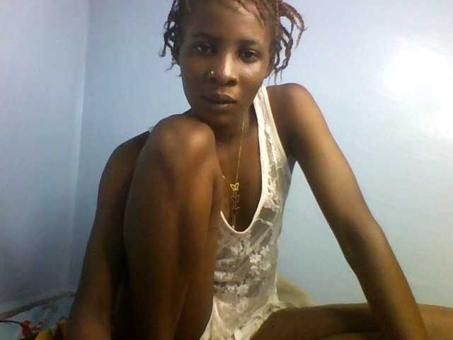 Karembo live cam on BongaCams