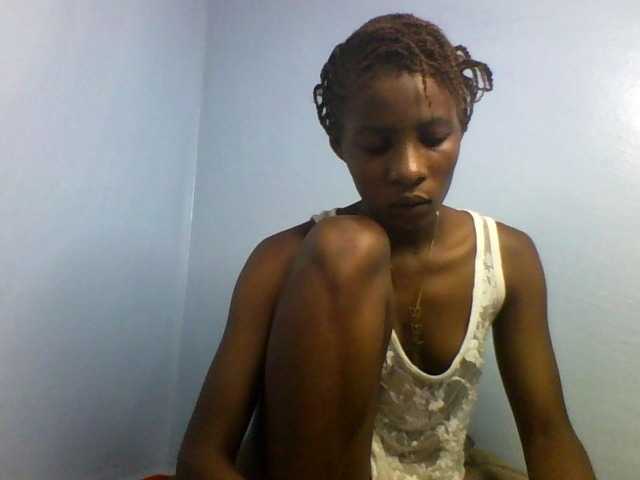 Karembo live cam on BongaCams
