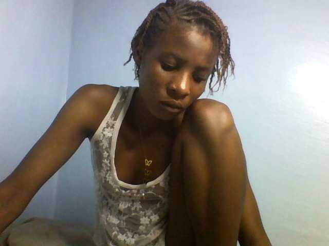 Karembo live cam on BongaCams