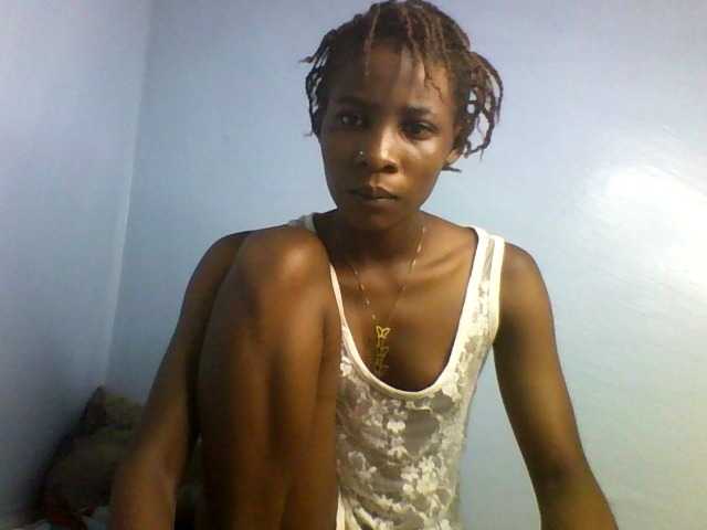 Karembo live cam on BongaCams