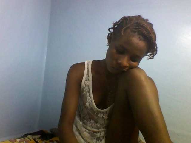 Karembo live cam on BongaCams
