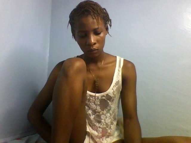 Karembo live cam on BongaCams