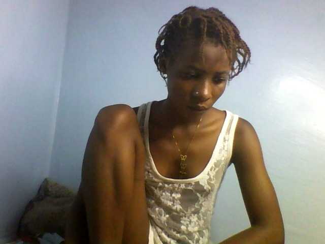 Karembo live cam on BongaCams