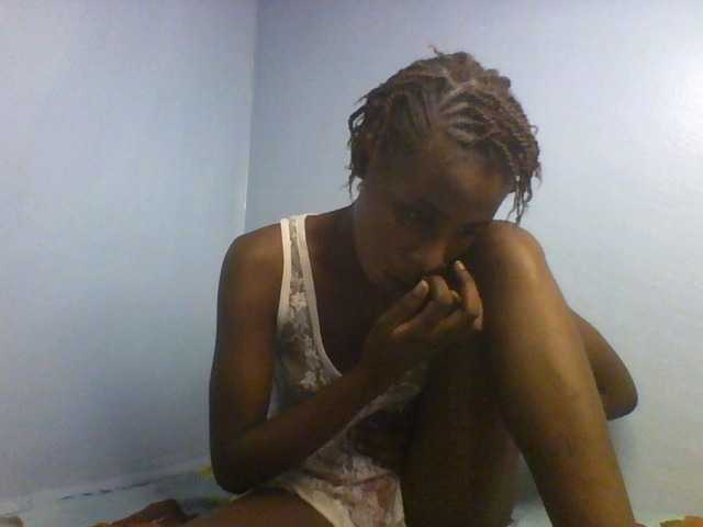 Karembo live cam on BongaCams