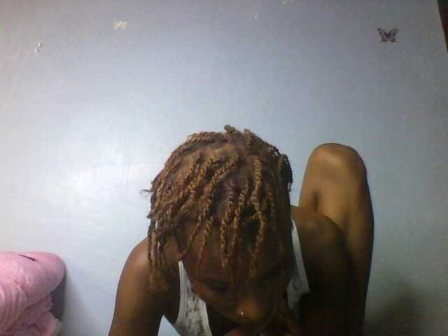 Karembo live cam on BongaCams
