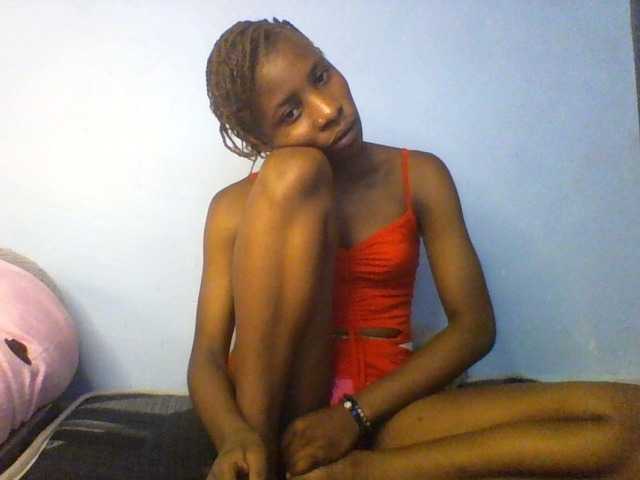 Karembo live cam on BongaCams