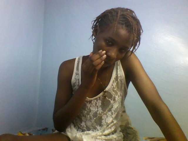 Karembo live cam on BongaCams