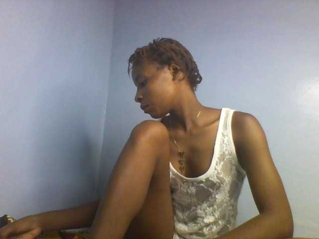 Karembo live cam on BongaCams