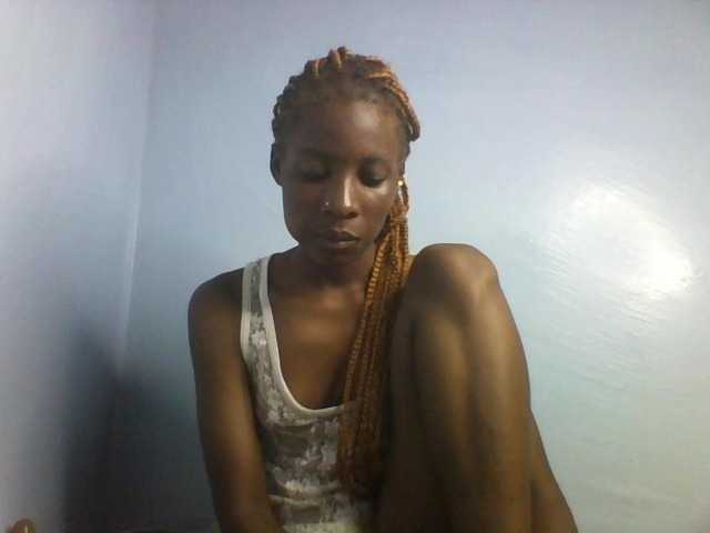 Karembo live cam on BongaCams