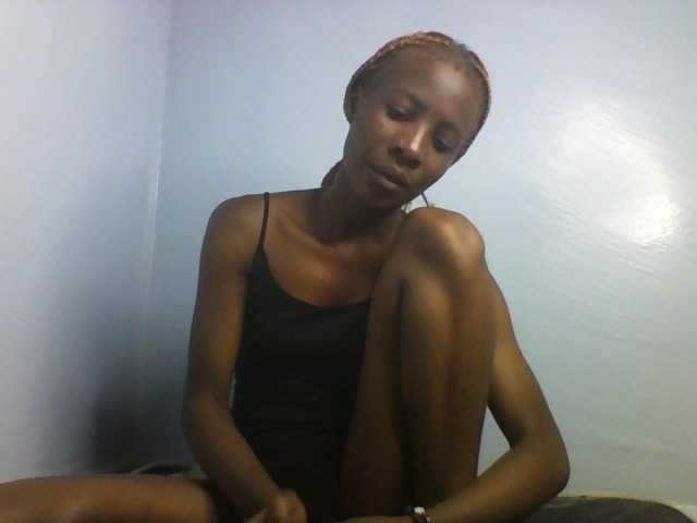 Karembo live cam on BongaCams