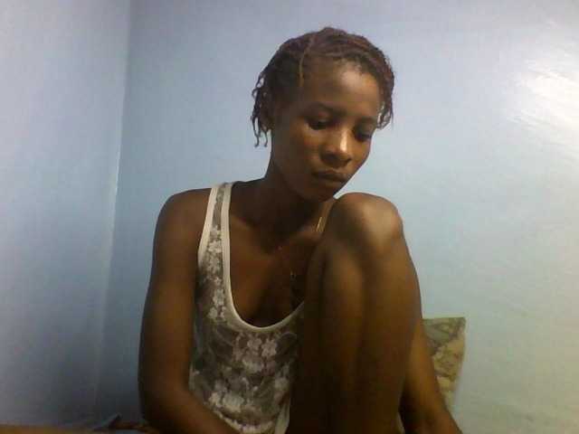 Karembo live cam on BongaCams
