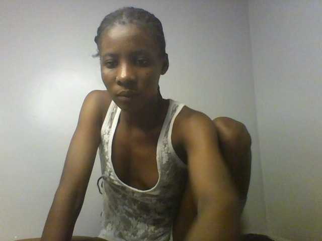 Karembo live cam on BongaCams