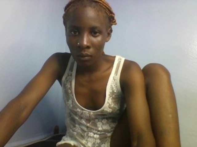 Karembo live cam on BongaCams