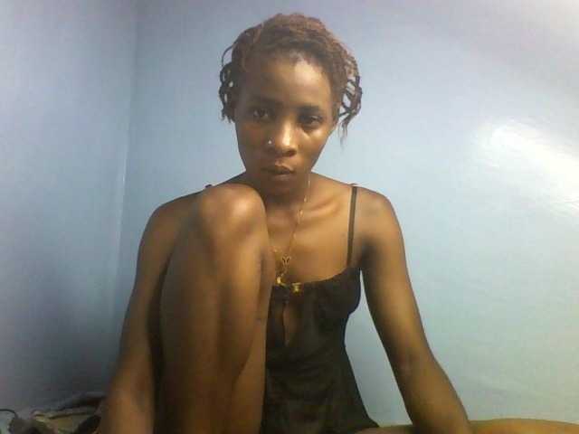 Karembo live cam on BongaCams