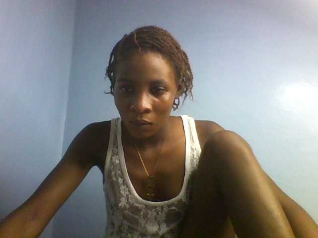 Karembo live cam on BongaCams