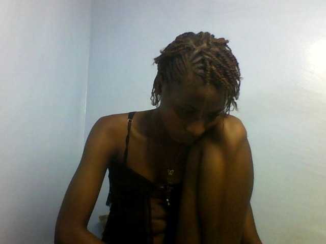 Karembo live cam on BongaCams