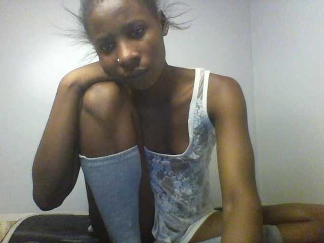 Karembo live cam on BongaCams