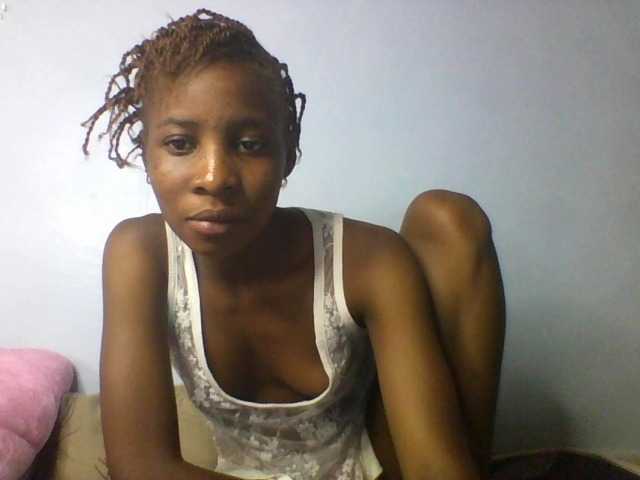 Karembo live cam on BongaCams