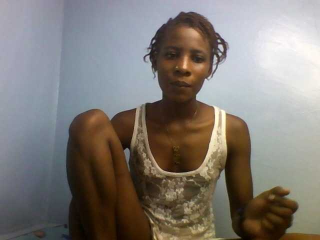Karembo, en vivo ahora en BongaCams