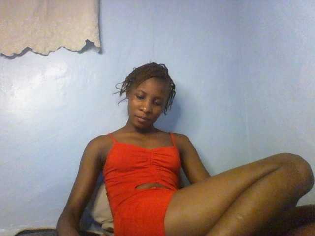 Karembo live cam on BongaCams