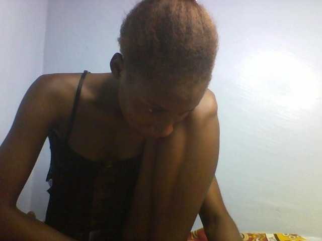 Karembo live cam on BongaCams
