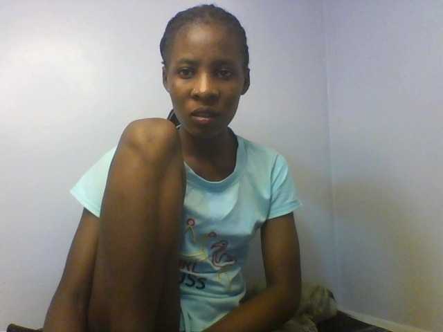 Karembo live cam on BongaCams