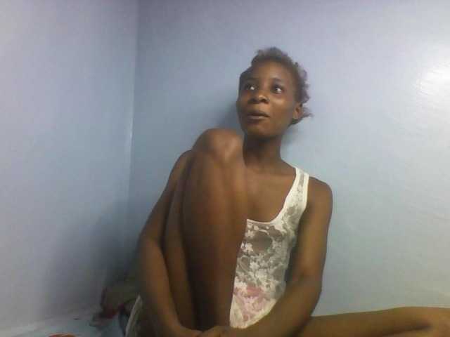 Karembo live cam on BongaCams