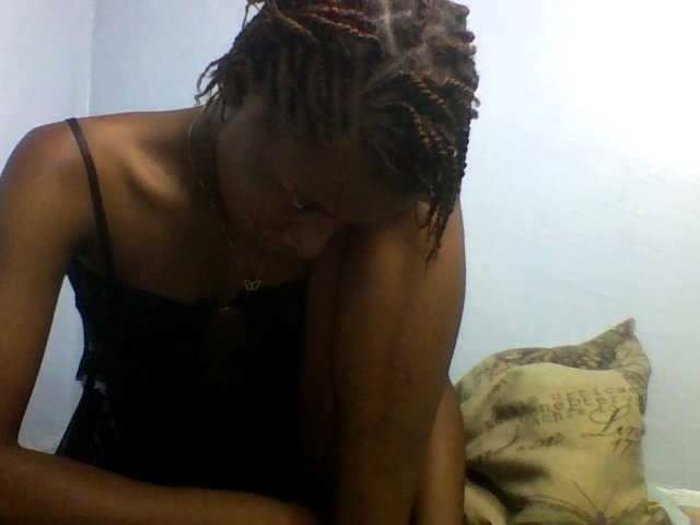 Karembo live cam on BongaCams
