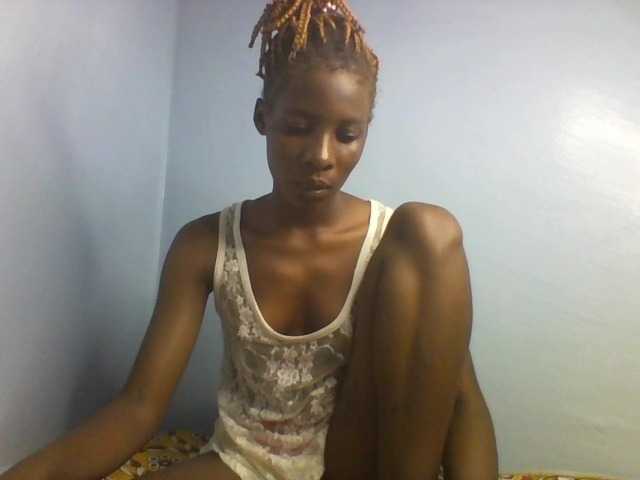 Karembo live cam on BongaCams