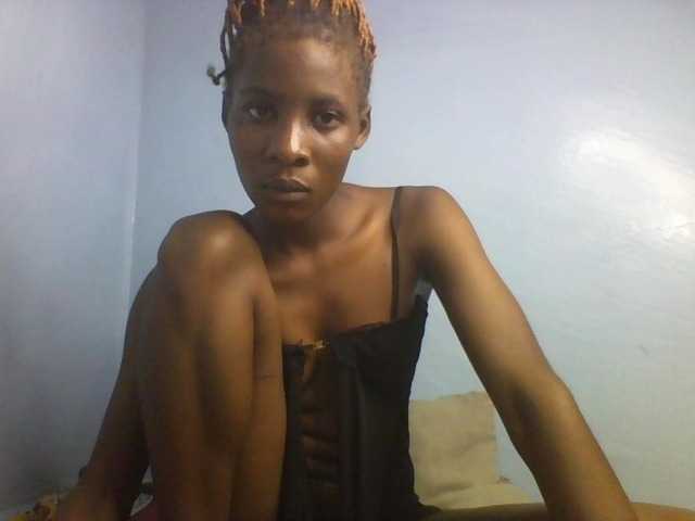 Karembo live cam on BongaCams