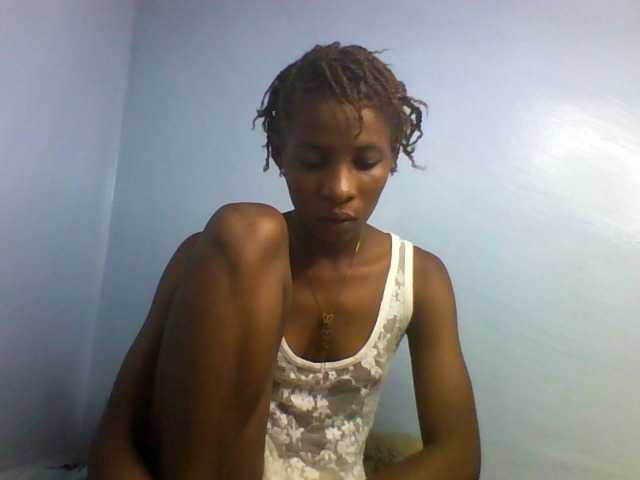 Karembo live cam on BongaCams