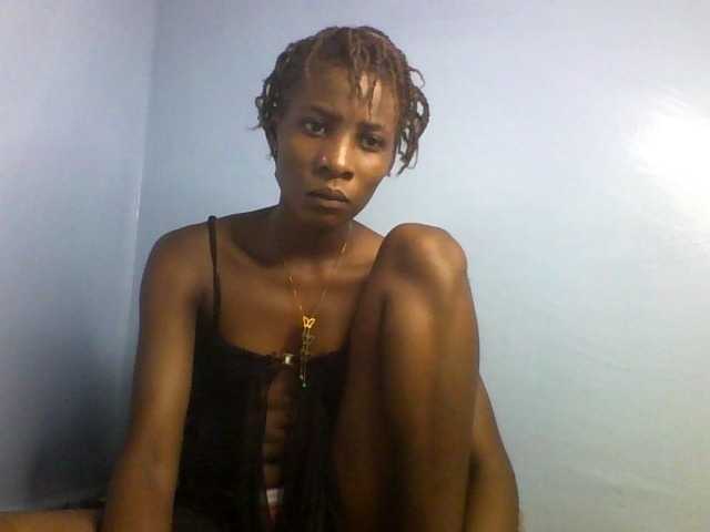 Karembo live cam on BongaCams