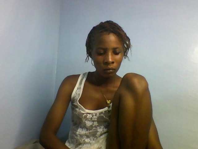 Karembo live cam on BongaCams