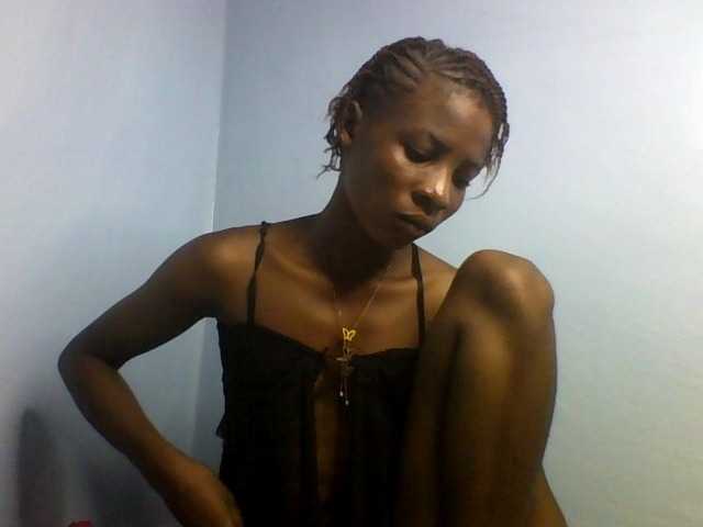 Karembo live cam on BongaCams