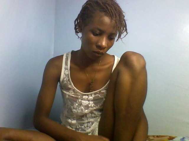 Karembo live cam on BongaCams