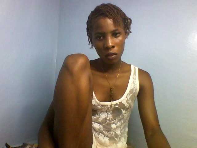 Karembo live cam on BongaCams