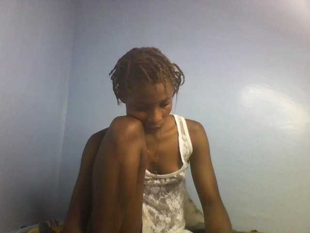 Karembo live cam on BongaCams