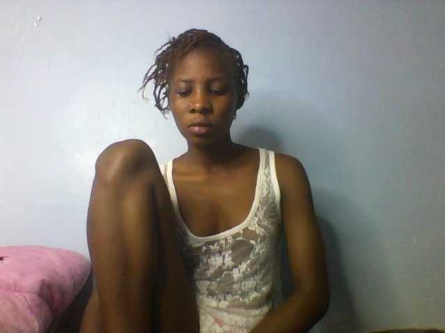 Karembo live cam on BongaCams