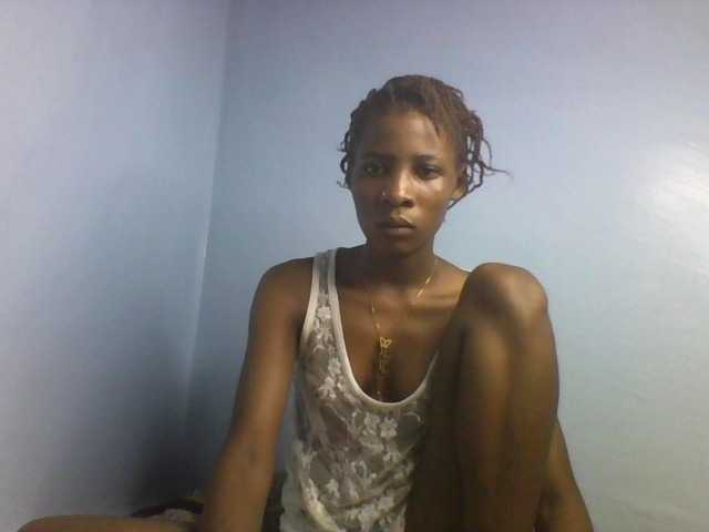 Karembo live cam on BongaCams