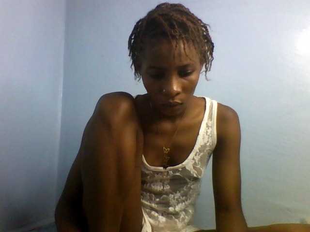 Karembo live cam on BongaCams
